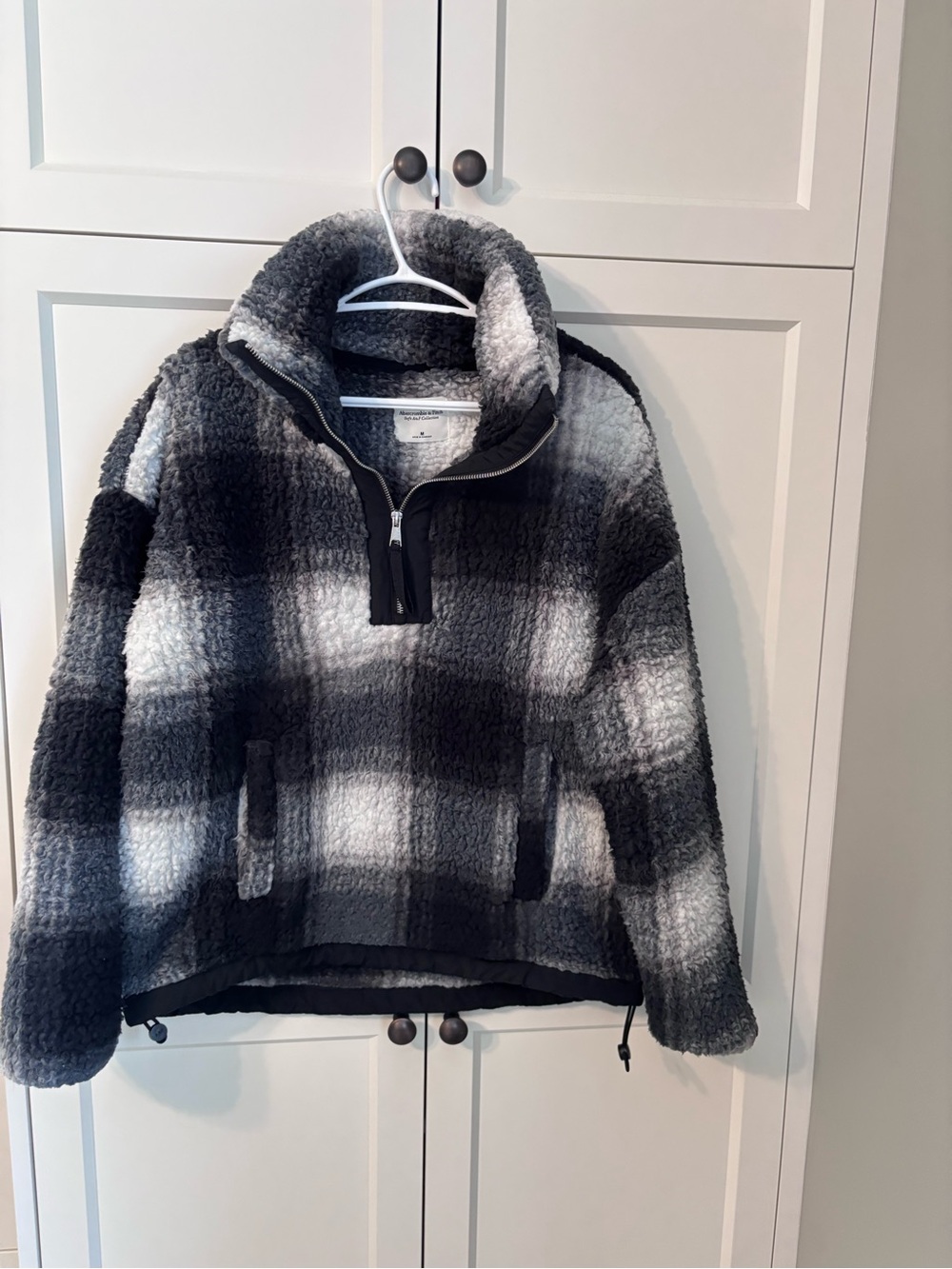 Abercrombie & Fitch Soft A&F Sherpa Plaid Quarter Zip Pullover – M - Picture 2 of 5